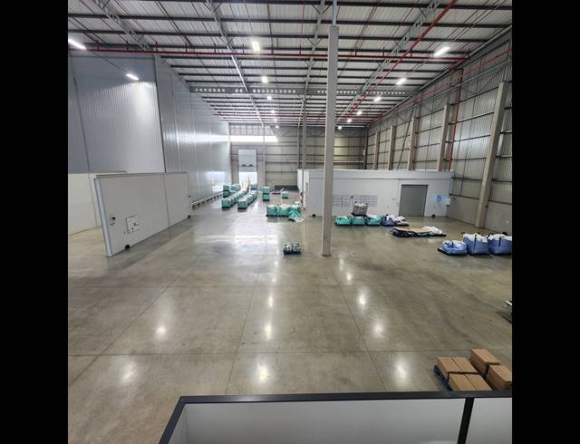 3,450M² WAREHOUSE TO LET IN RIVERHORSE VALLEY